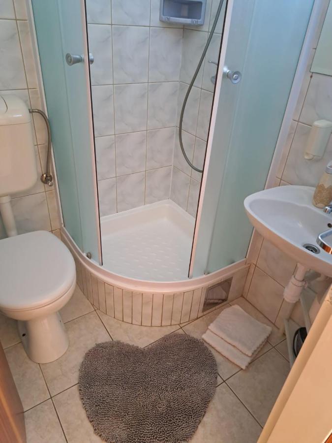 Apartments Garac Dugi Rat Kültér fotó