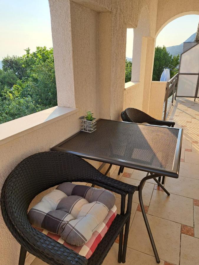 Apartments Garac Dugi Rat Kültér fotó