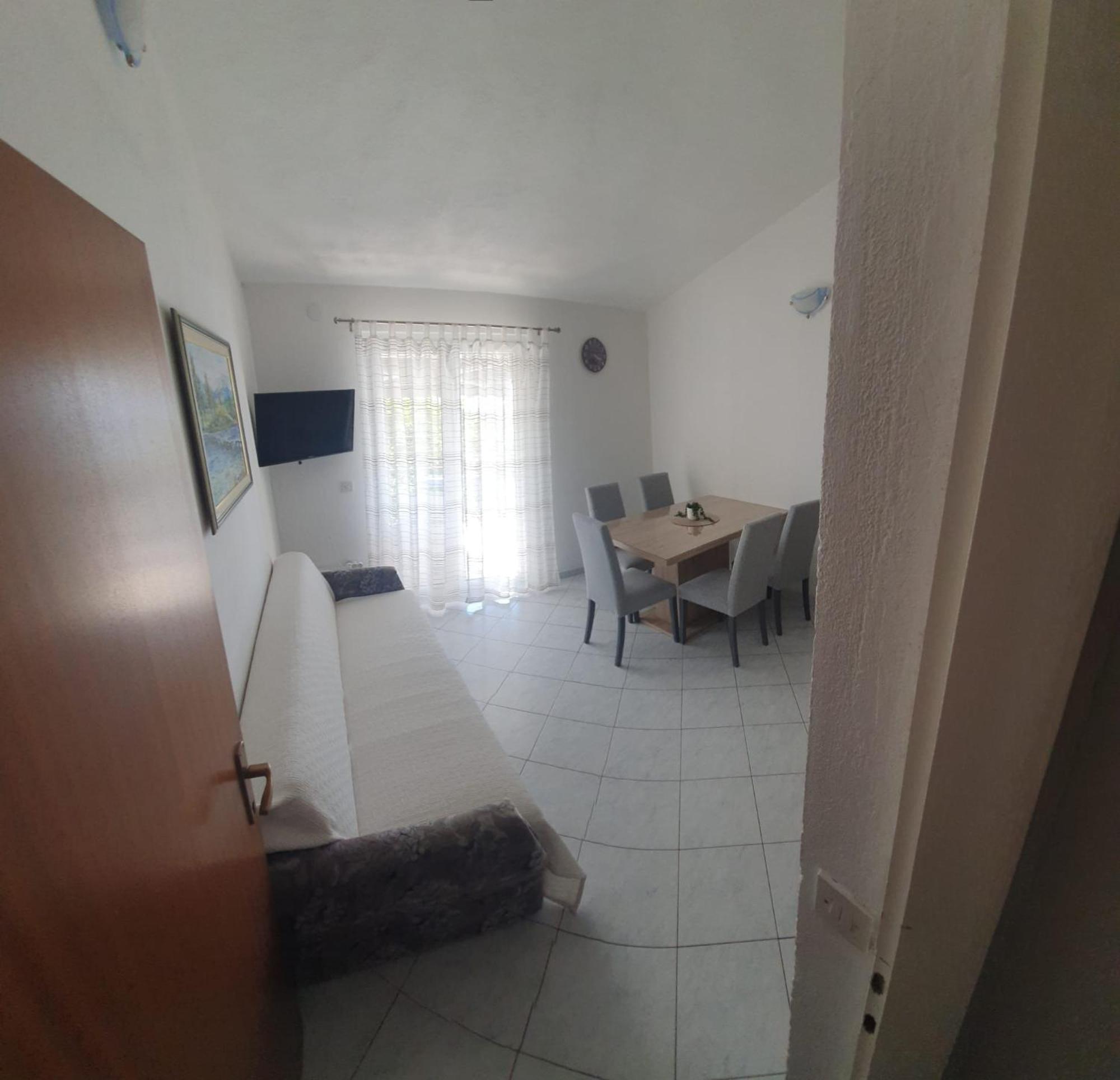 Apartments Garac Dugi Rat Kültér fotó