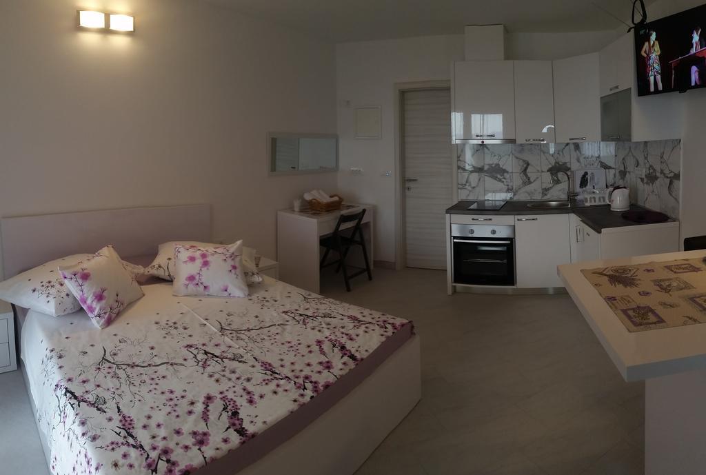 Apartments Garac Dugi Rat Kültér fotó