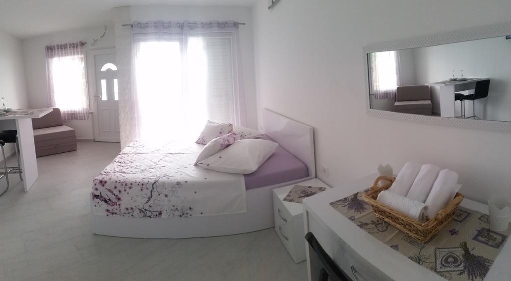 Apartments Garac Dugi Rat Kültér fotó